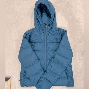 North Face womens short puffer jacket